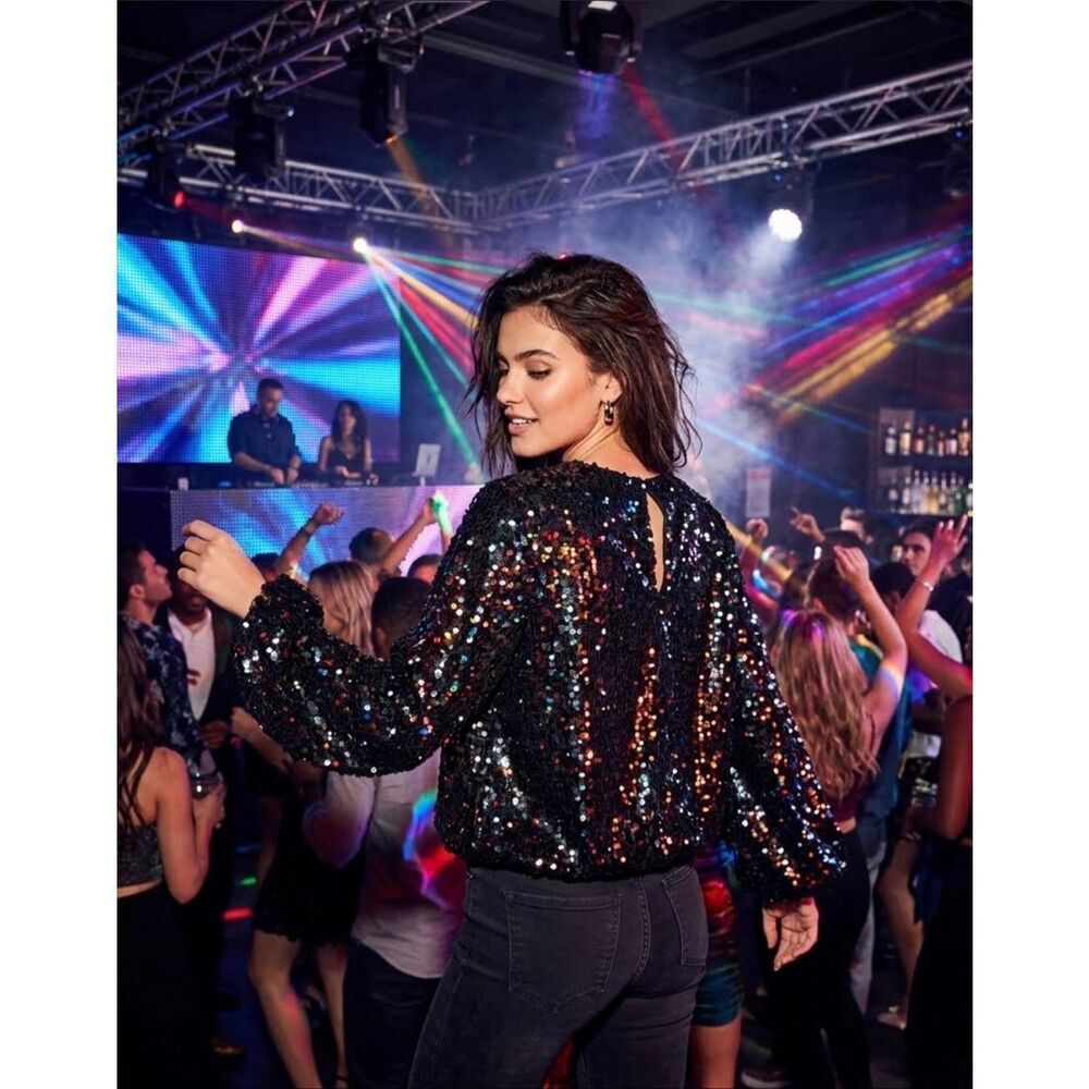 Simply Vera Sequin Embellished Blouse